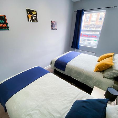 Modern 1 Bedroom Flat In Wood Green London Kültér fotó