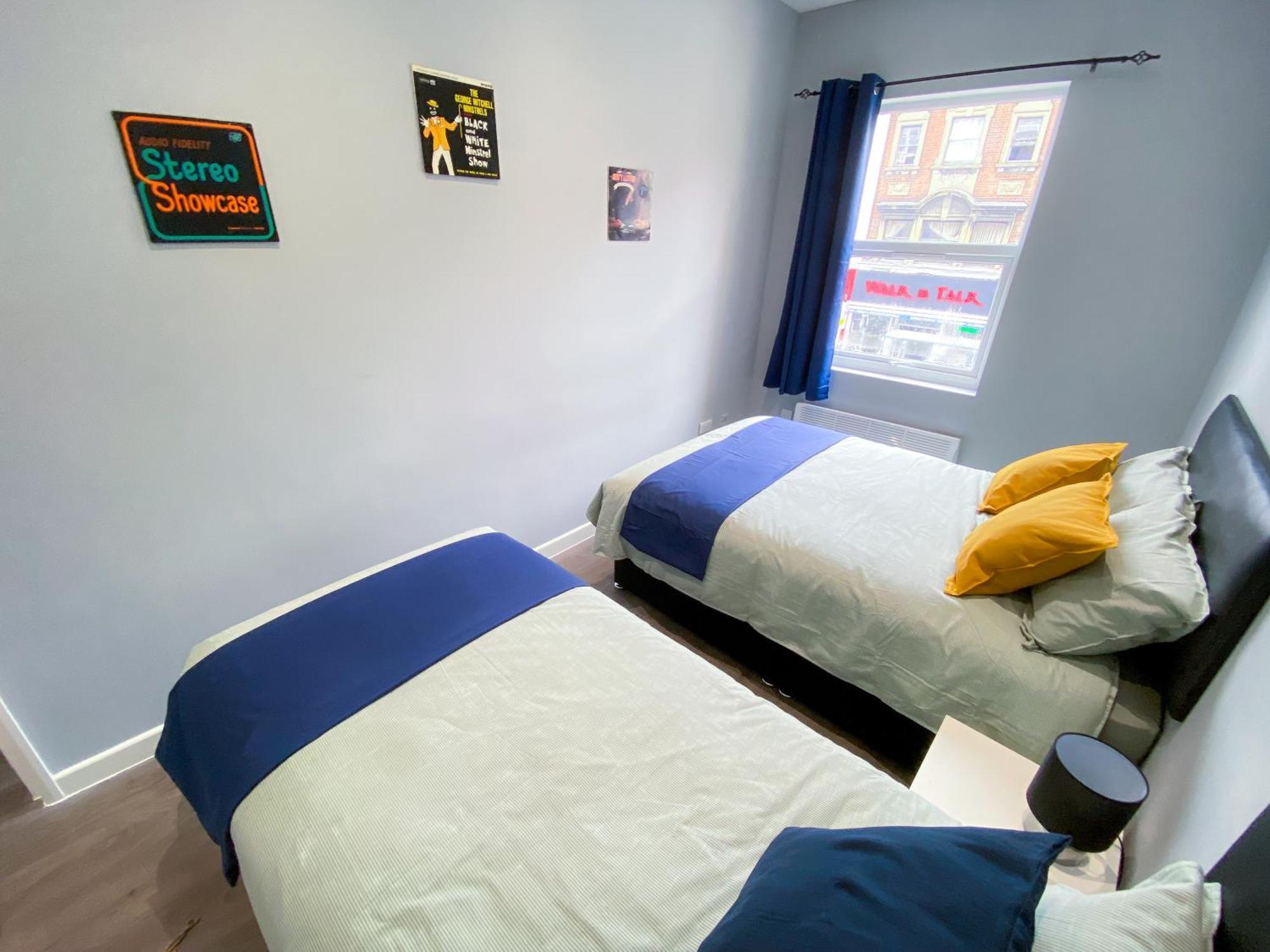 Modern 1 Bedroom Flat In Wood Green London Kültér fotó